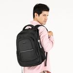 55367 - MOCHILA BACKPACK ESSENTIAL P/LAPTOP 15 6" - 17", NEGRO