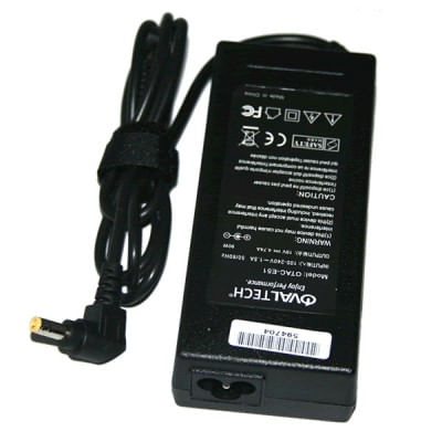29835 - Adaptador para Computadora Portatil  OVALTECH 19V/4 74AH + USB
