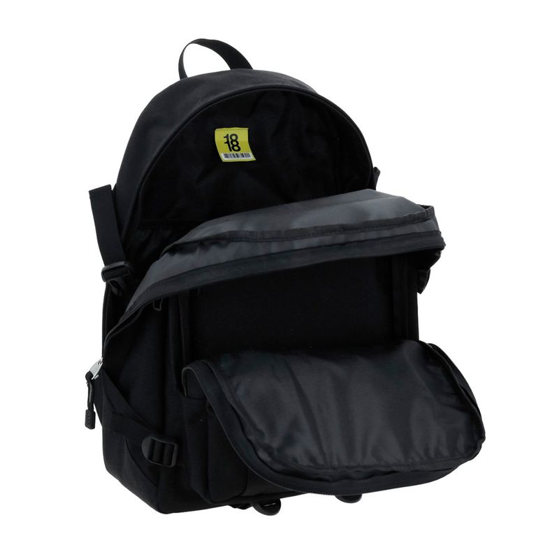 MOCHILA JUVENIL NEGRA CHENSON WYNN 1818